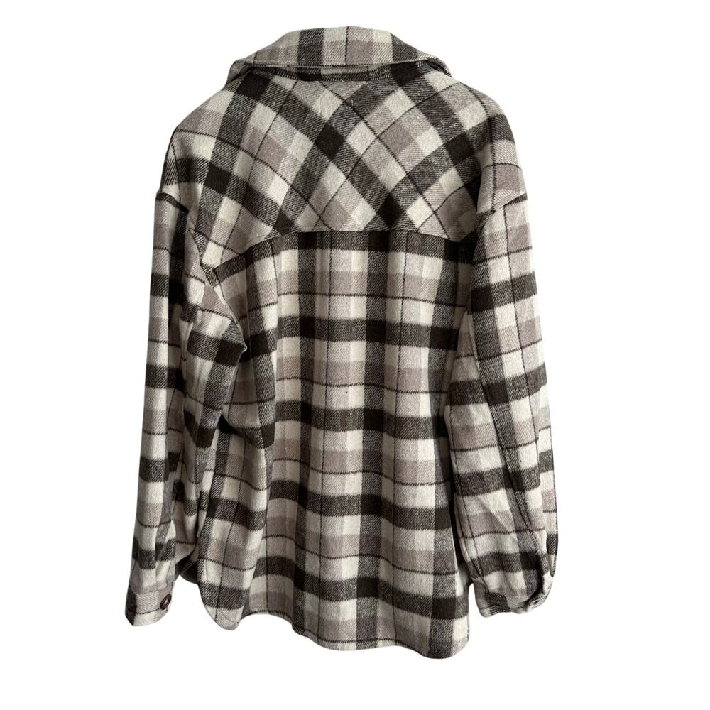 Simply Southern Shacket Patch Plaid Jacket XL - Picture 5 of 8